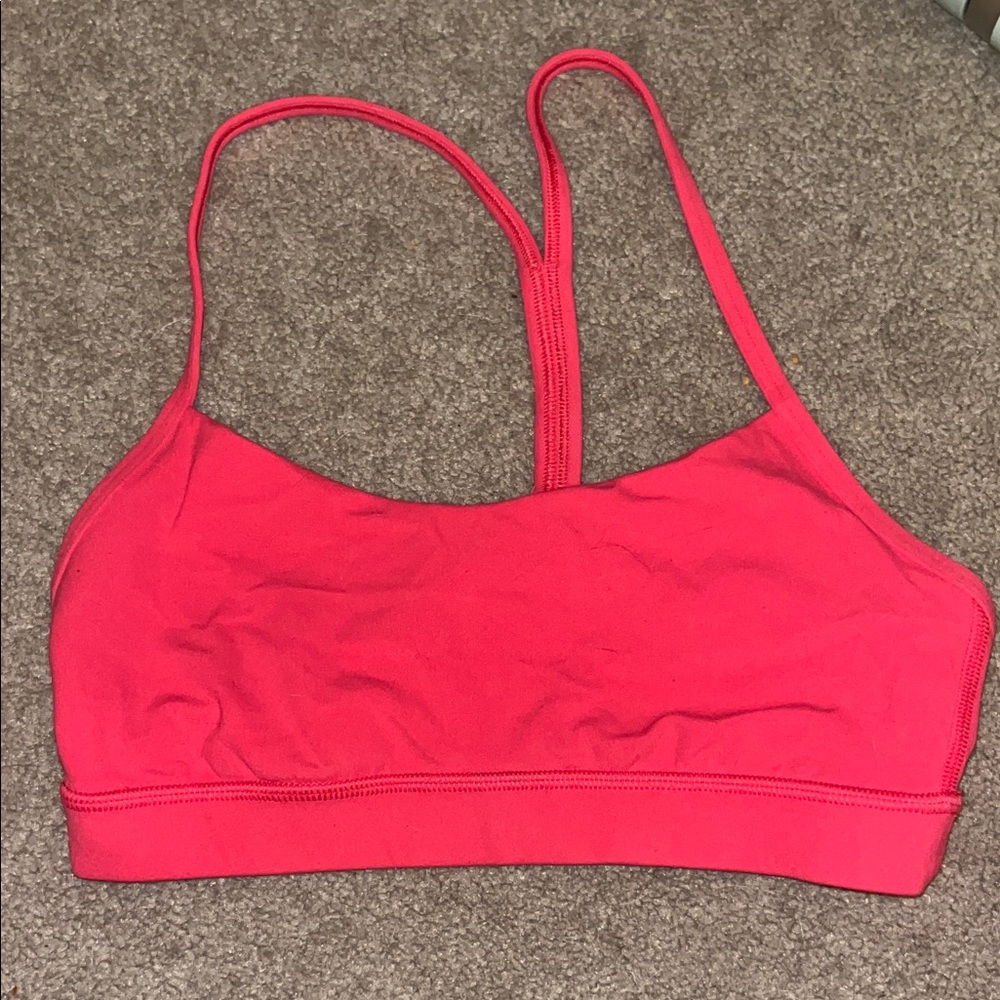 Flow Y Bra Nulu *Light
Support, A-C Cups (in color lip gloss)